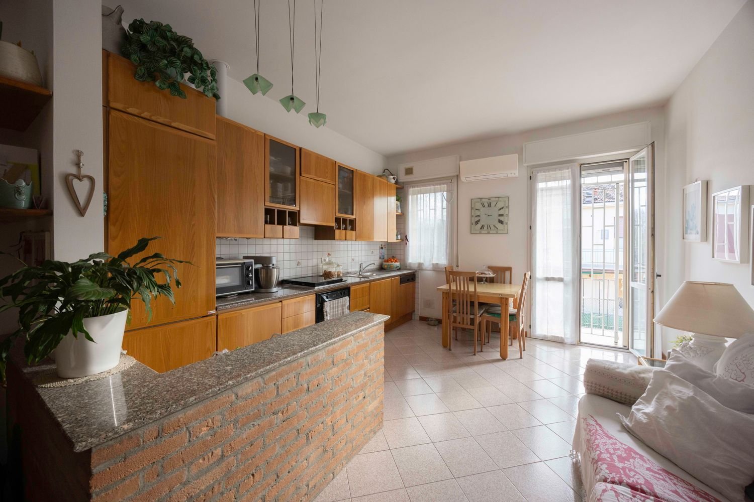 3-Zimmer Wohnung in Casalecchio di Reno, Italy, Nr. 93088