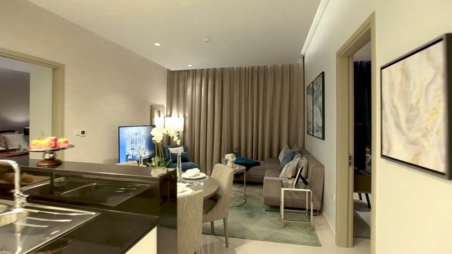 Студия в AYKON HEIGHTS, Sheikh Zayed Road, ОАЭ № 58280