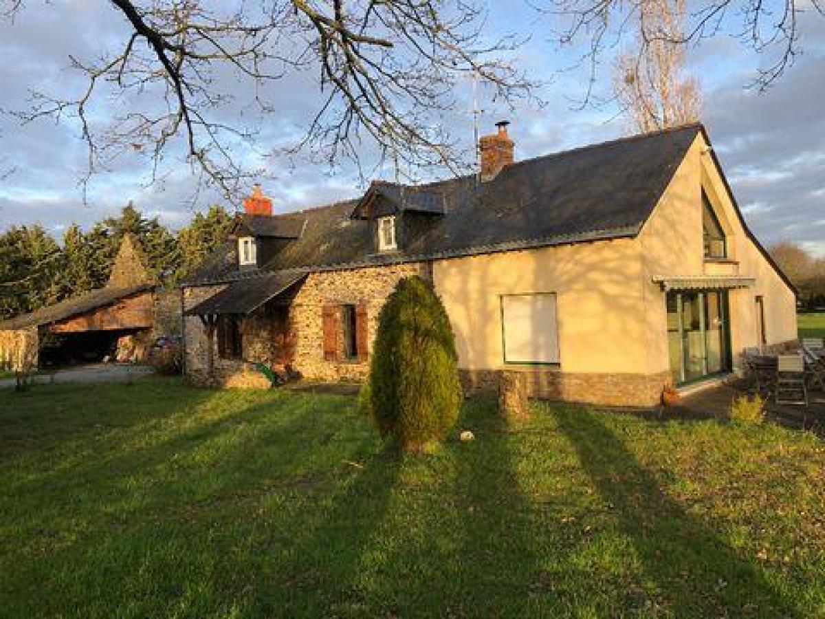 4 Schlafzimmer Haus in Rouge, France, Nr. 8770