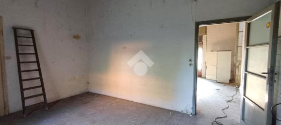 1 Schlafzimmer Haus in Paderno d'Adda, Italy, Nr. 113733 11