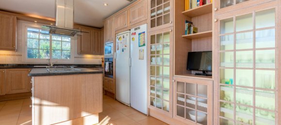 5 bedrooms Villa in Llucmajor, Spain No. 256463 10