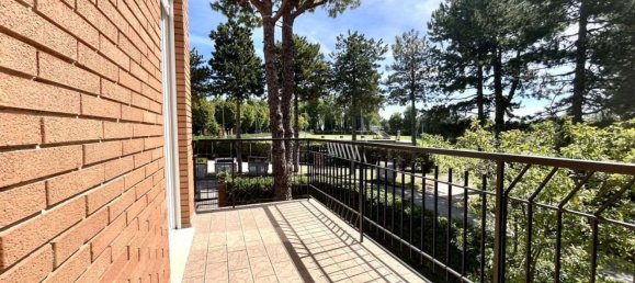 8 bedrooms House in Maiolati Spontini, Italy No. 350740 9