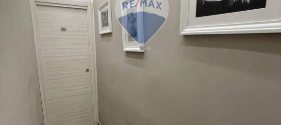 2 bedrooms Apartment in Naples, Italy No. 54506 7