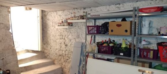 Дом с 7 комнатами в Пьетрабруна, Италия № 133940 21