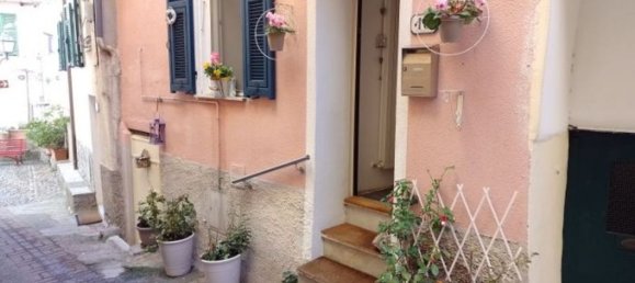 Дом с 7 комнатами в Пьетрабруна, Италия № 133940 2