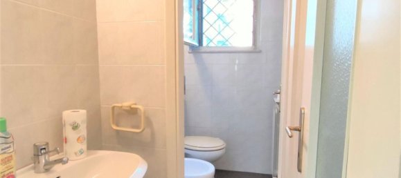 Imóvel comercial em Piacenza, Italy 65 m² N.º 71324 9