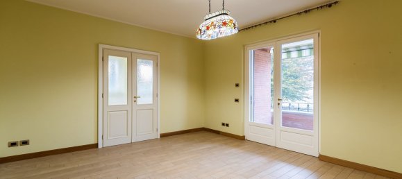 8 bedrooms Villa in Carmagnola, Italy No. 333503 5