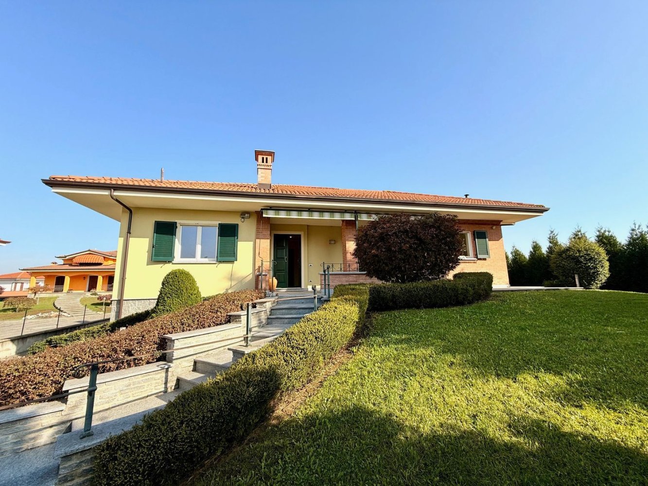 8 bedrooms Villa in Carmagnola, Italy No. 333503