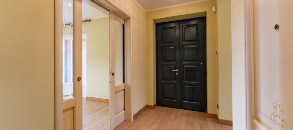 8 bedrooms Villa in Carmagnola, Italy No. 333503 22