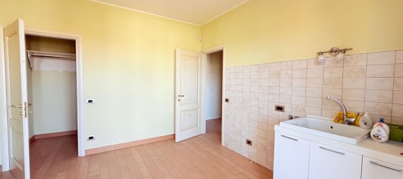 8 bedrooms Villa in Carmagnola, Italy No. 333503 11