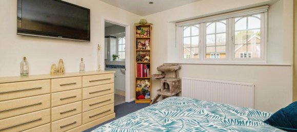 5 bedrooms House in Bagshot, United Kingdom No. 10414 30