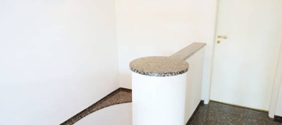 Дом с 3 комнатами в Кобург, Германия № 82024 11