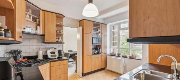 3 bedrooms Apartment in London, United Kingdom No. 6925 18