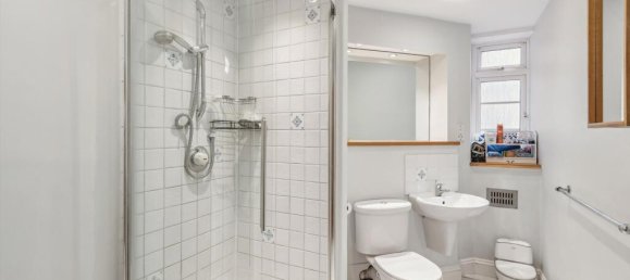 3 bedrooms Apartment in London, United Kingdom No. 6925 27