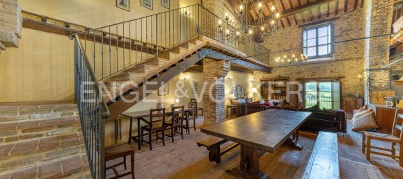 12 bedrooms Building in Piegaro, Italy No. 105848 4