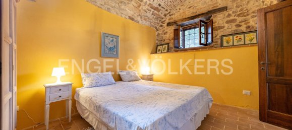 12 bedrooms Building in Piegaro, Italy No. 105848 30