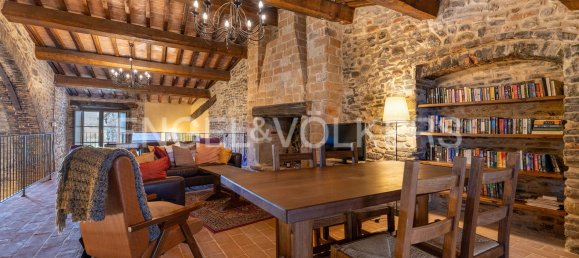 12 bedrooms Building in Piegaro, Italy No. 105848 19