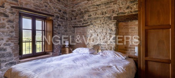 12 bedrooms Building in Piegaro, Italy No. 105848 20