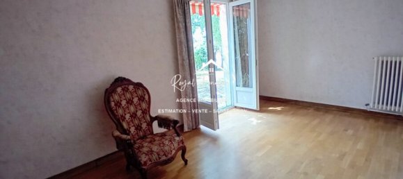 3 Schlafzimmer Haus in Descartes, France, Nr. 341045 3
