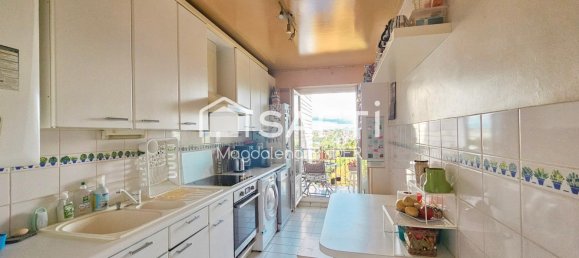 3 bedrooms Apartment in Viry-Chatillon, France No. 335002 9