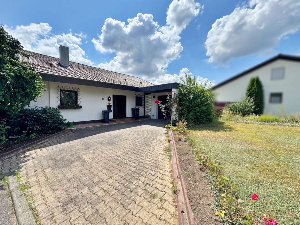 3 bedrooms House in Boblingen, Germany No. 277379