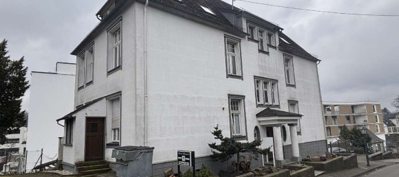 Здание с 17 комнатами в Обербергиш, Германия № 169142 2