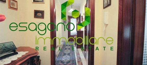 4 Schlafzimmer Wohnung in Syracuse, Italy, Nr. 356807 3