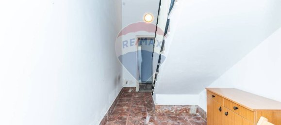 4 bedrooms House in Noto, Italy No. 235242 4