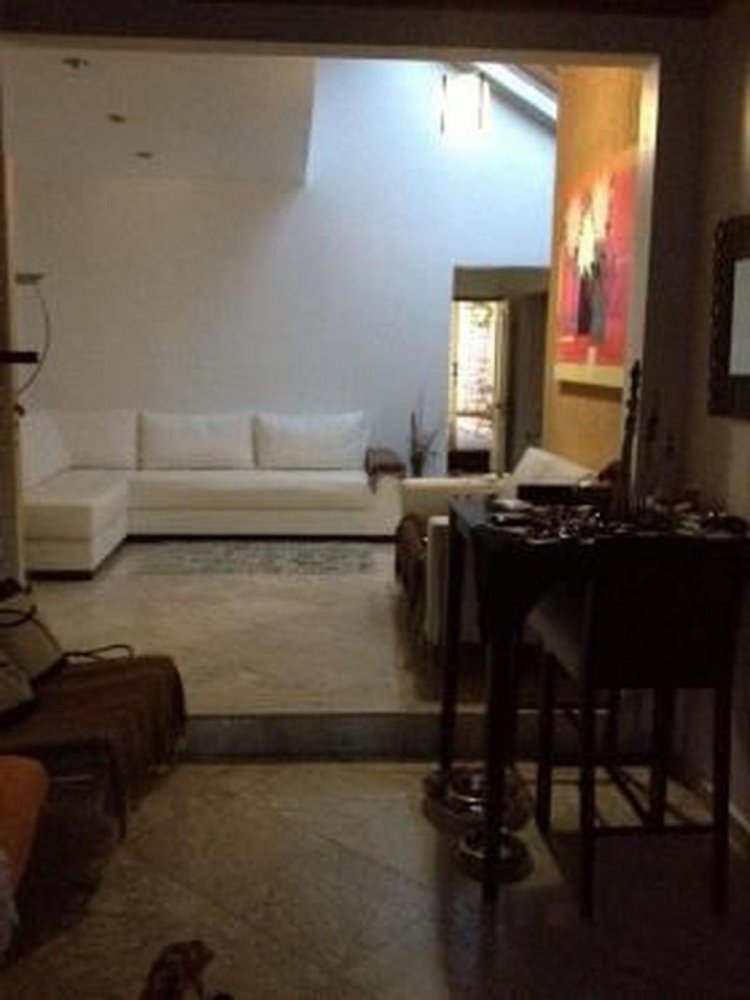 Casa de 3 dormitorios en Sao Paulo, Brazil No. 560702