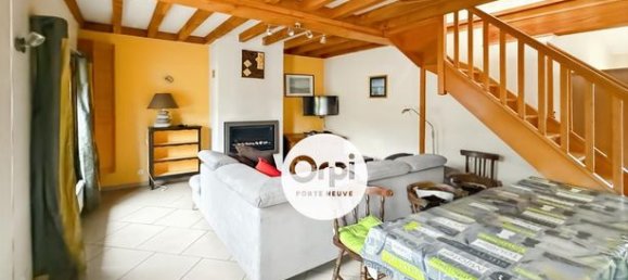 3 Schlafzimmer Haus in Estreelles, France, Nr. 309815 2