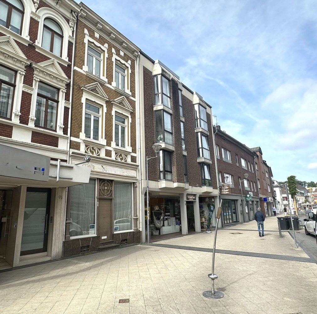 4 Schlafzimmer Gebäude in Heinsberg, Germany, Nr. 321445