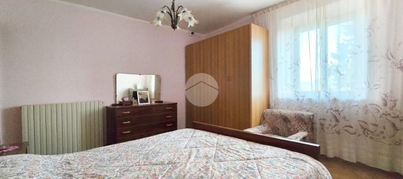 7 rooms House in Gualdo Cattaneo, Italy No. 161401 21