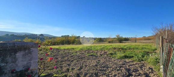 7 rooms House in Gualdo Cattaneo, Italy No. 161401 7