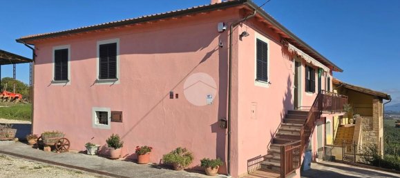 7 rooms House in Gualdo Cattaneo, Italy No. 161401 37