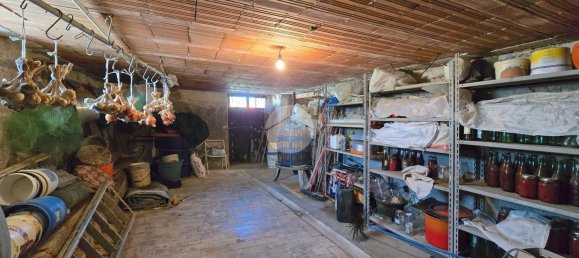 7 rooms House in Gualdo Cattaneo, Italy No. 161401 30