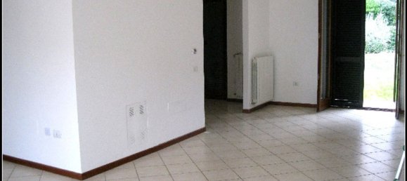 6 rooms House in Perugia, Italy No. 73193 9