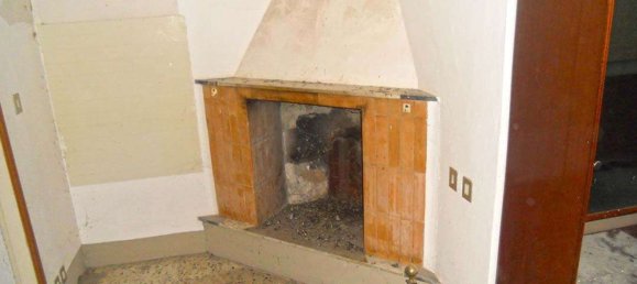 7-salle Appartement à Bucine, Italy No. 200027 6