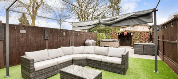 2 bedrooms House in Essex, United Kingdom No. 4142 5