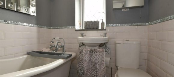 2 bedrooms House in Essex, United Kingdom No. 4142 9