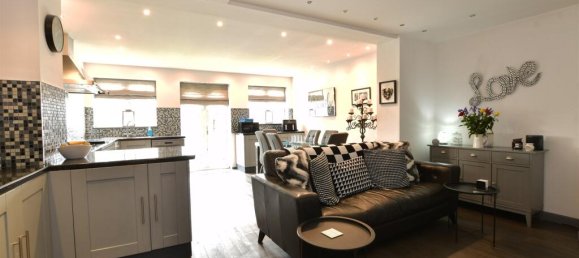 2 bedrooms House in Essex, United Kingdom No. 4142 11