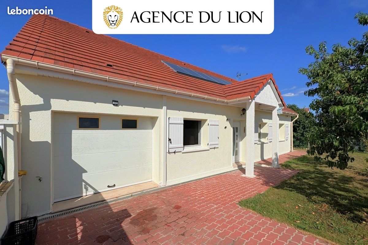 3 bedrooms House in Dreux, France No. 322901