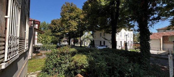 2 bedrooms Villa in Pegognaga, Italy No. 355074 9