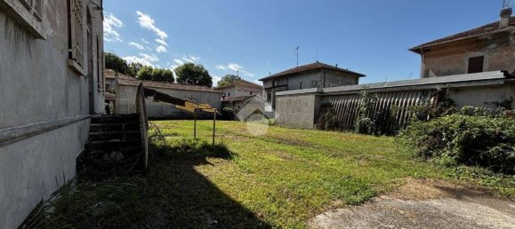2 bedrooms Villa in Pegognaga, Italy No. 355074 10