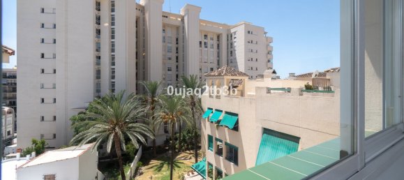 Ático de 4 dormitorios en Marbella, Spain No. 81612 71