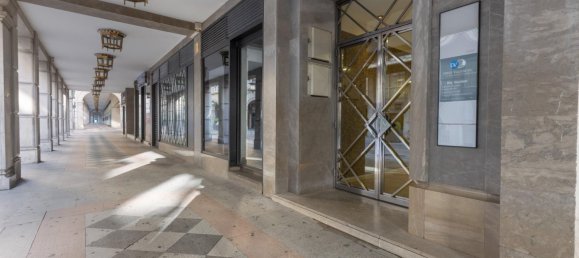 Коммерческая недвижимость 500м² в Гранада, Испания № 188847 4