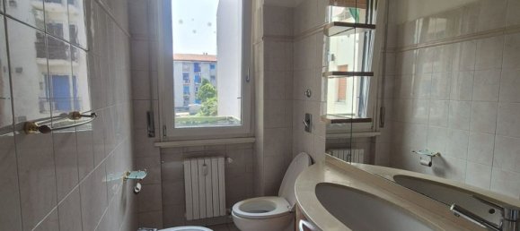 3غرفة شقة في Cesano Boscone, Italy رقم 82307 8