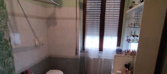 4 rooms Apartment in Lungavilla, Italy No. 143934 24