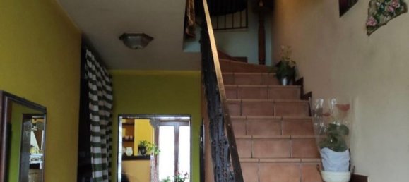 4 rooms Apartment in Lungavilla, Italy No. 143934 14