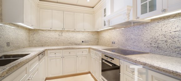 2 bedrooms Apartment in Burj Khalifa, UAE No. 28521 4