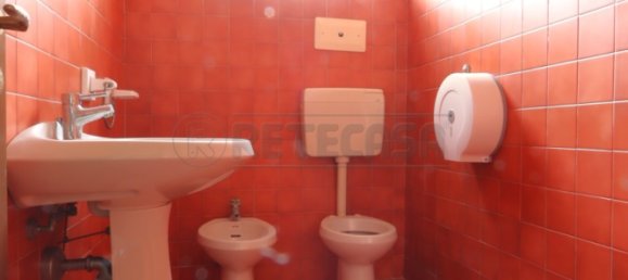 Gewerbliche Immobilie in Vicenza, Italy 410m², Nr. 283804 7